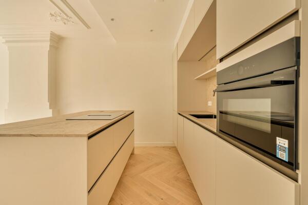 photo 9 Tweede Helmersstraat 8 2
