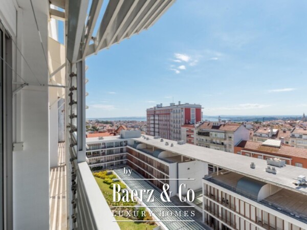 photo 20 T3 with view and garage in Amoreiras!