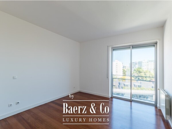 photo 21 T3 with view and garage in Amoreiras!